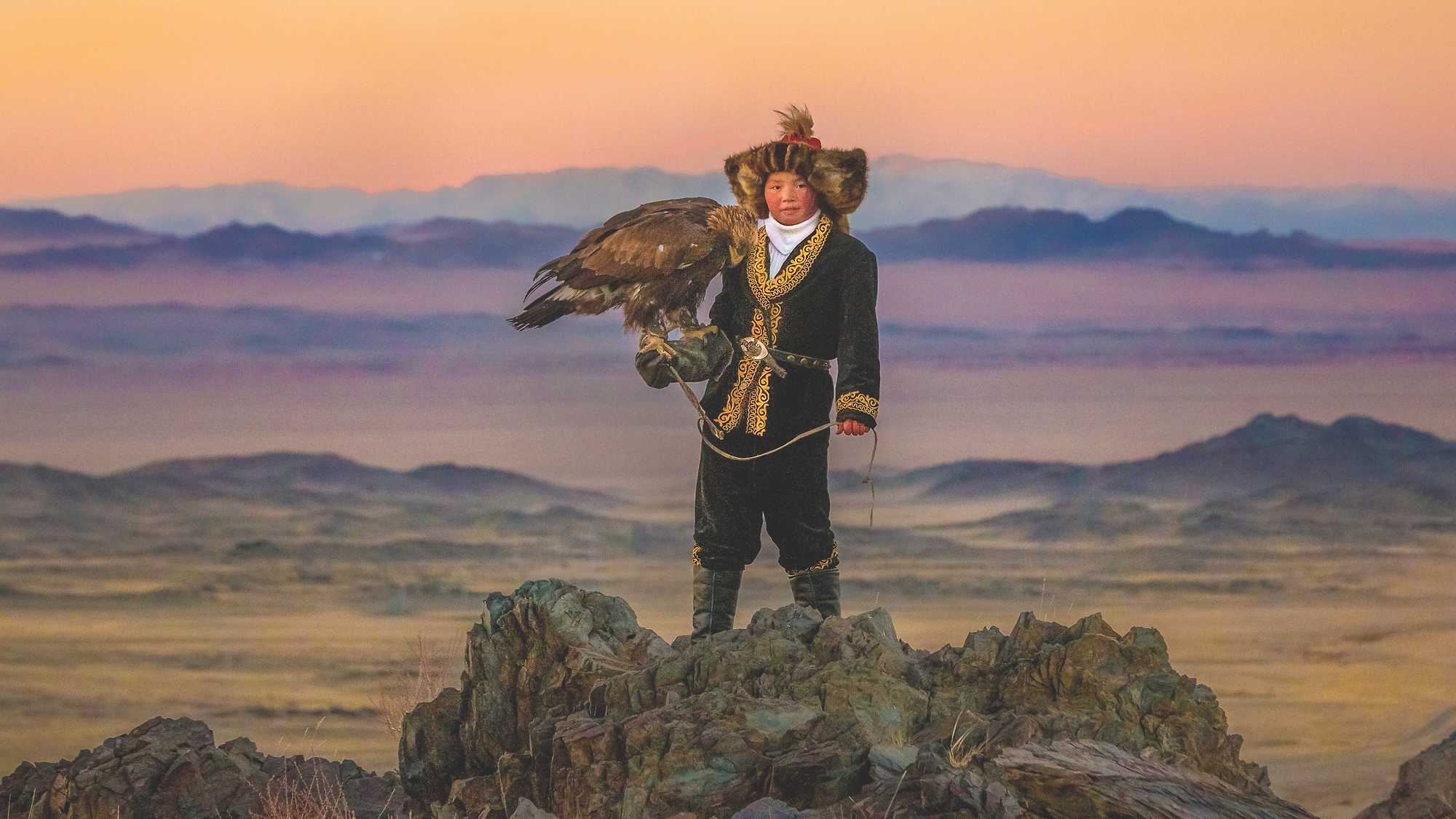 The Eagle Huntress (image 1)