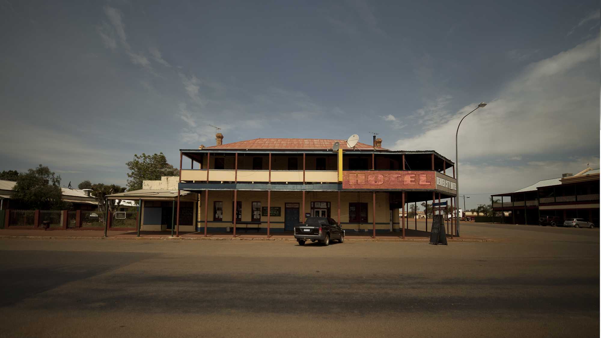 Hotel Coolgardie (image 2)