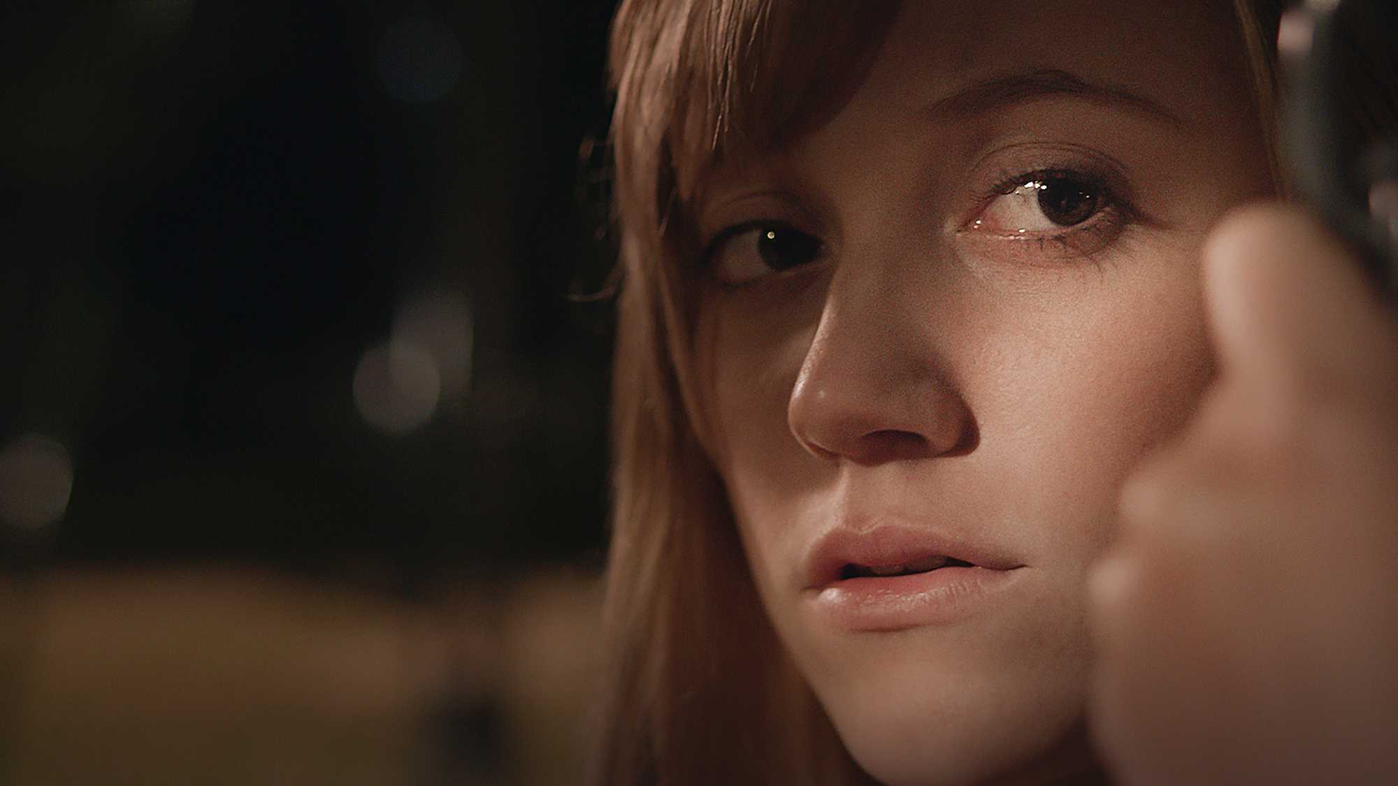 It Follows (image 3)